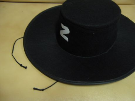 Шляпа Зорро-2