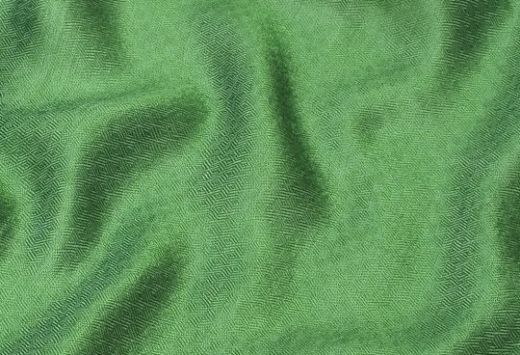Зеленый шелковый шарф (шелк + шерсть), 1800 руб.