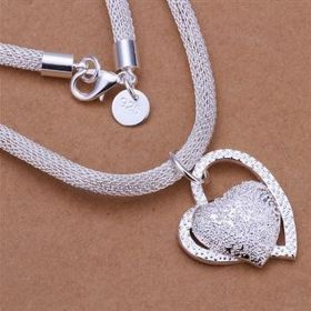 Кулон сердце с покрытием серебром на объемной цепочке