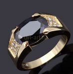 Позолоченное кольцо с ониксом и искусственными бриллиантами
