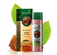 Biotique Refreshing Foaming Face Cleanser Honey Gel