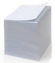 Блок белой бумаги для заметок