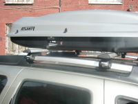 Багажник на крышу Renault Duster, Атлант, крыловидные дуги на рейлинги