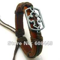 Кожаный браслет с металлической пластиной "Намура"