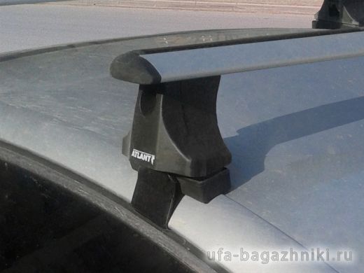 Багажник на крышу на Volkswagen Golf 5, Атлант, крыловидные дуги
