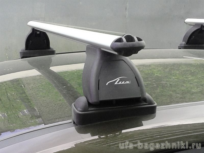 Багажник на крышу Ford Focus 2, Lux, аэродинамические  дуги (53 мм)