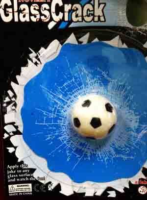 Наклейка - эффект разбитого стекла (футбольный мяч)