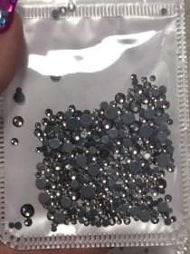 Стразы серебро матовые в упаковке 450 шт
