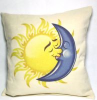Декоративная подушка "Солнце и луна"