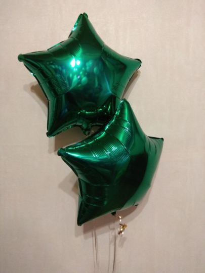 Звезда зелёная (изумрудная) шар фольгированный с гелием