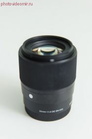 Объектив Sigma 30mm f/1.4 Sony E