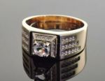 Позолоченное кольцо с искусственными бриллиантами (арт. 250148)