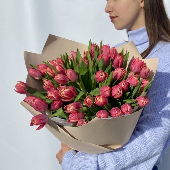 Букет пионовидных розовых тюльпанов (от 15 шт)