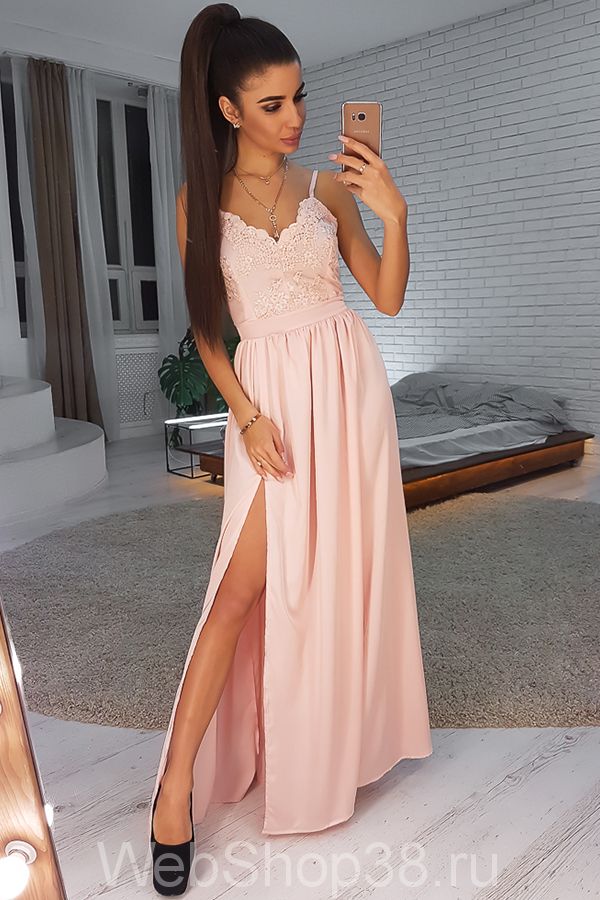Розовые женские вечерние платья