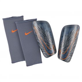 ЩИТКИ ФУТБОЛЬНЫЕ NIKE MERC LT GRD SP2120-490