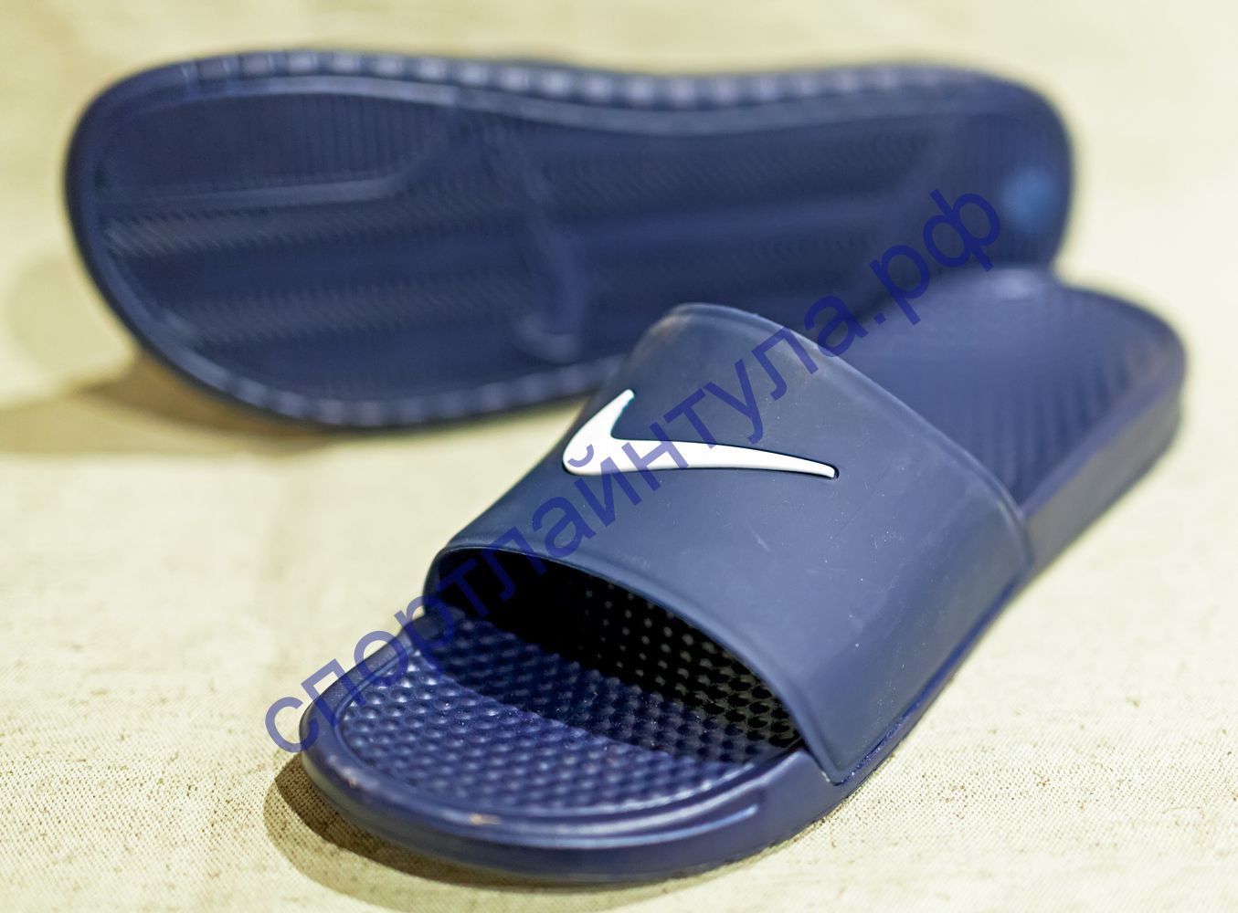 nike benassi shower slide