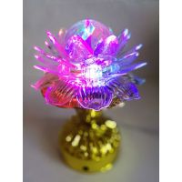 Декоративный LED-светильник на подставке Лотос, 17 см (1)
