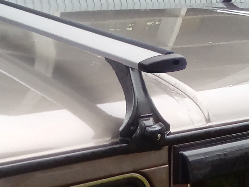 Багажник на крышу на ВАЗ-2121, ВАЗ-2131 (Нива / Нива Urban), Delta, аэродинамические (крыловидные) дуги