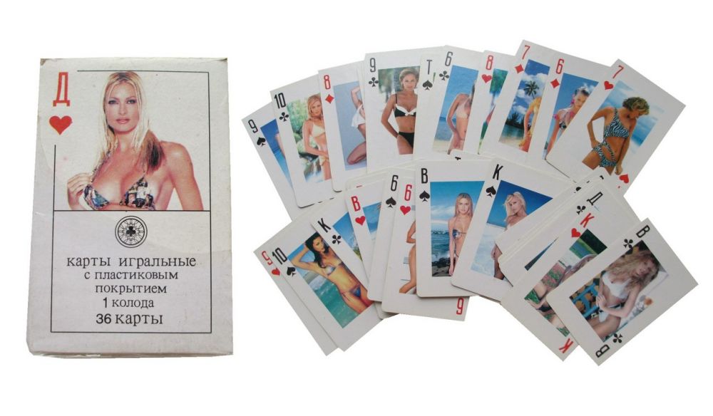 Игральные карты с голыми женщинами - обои и картинки на рабочий стол