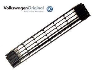 Решетка бампера центральная Черная VAG Volkswagen Polo Sedan