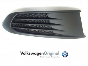 Заглушка ПТФ VAG правая для Volkswagen Polo Sedan