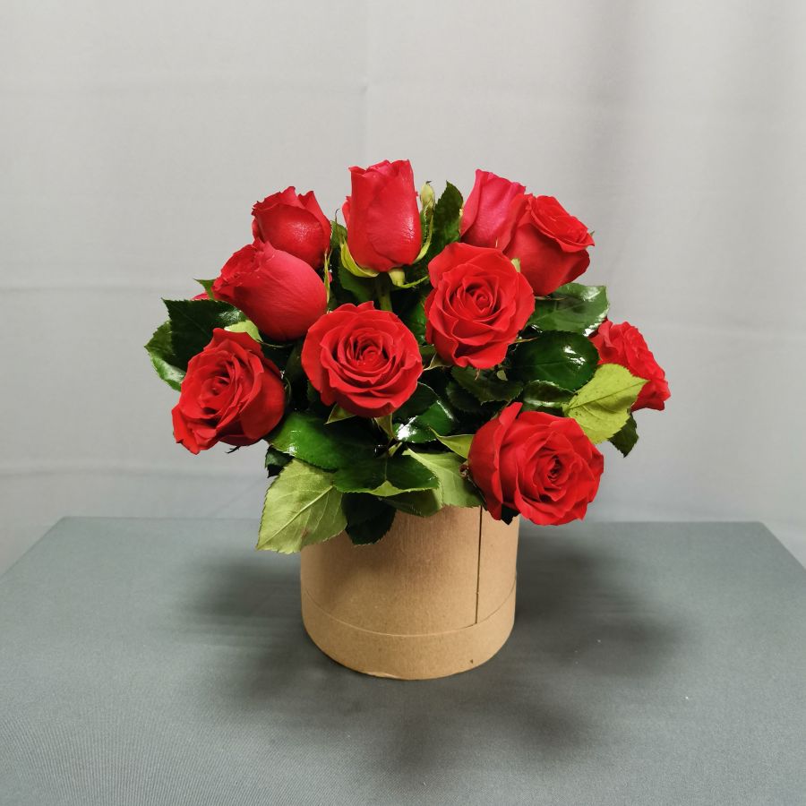Коробка с розами 15 штук кения