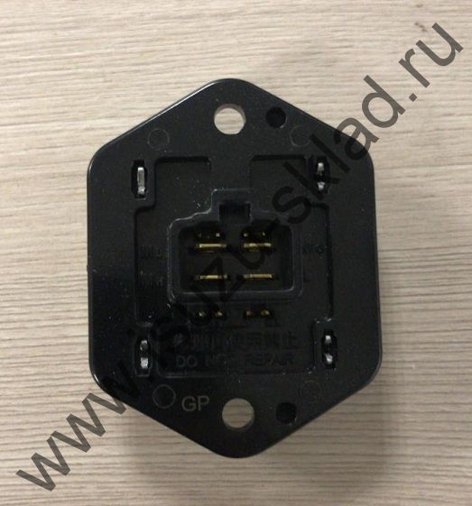 Резистор печки (4 контакта) NQR71/75
