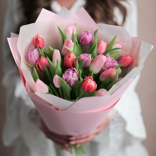 Букет цветов из 21 тюльпана