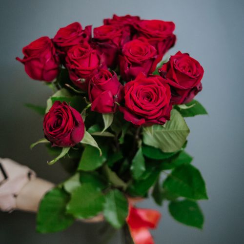 Букет цветов из 15 красных роз