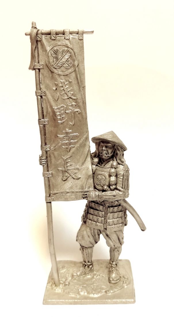 Фигурка Самурай асигару-знаменосец 1600 г. олово