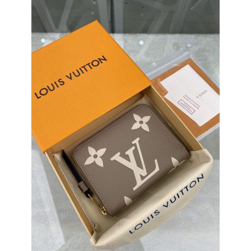 Кошелек Louis Vuitton 11 x 8.5 x 2