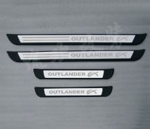 Накладки на пороги, в пластике, лого Outlander EX