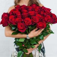 Красные розы 80см (высокая, большой бутон)