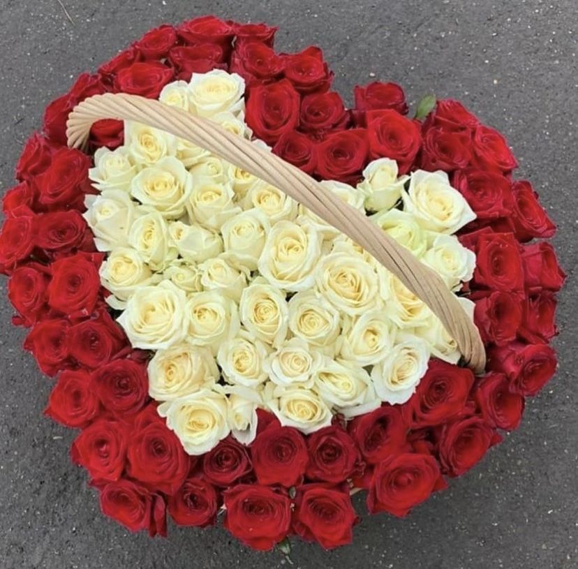 Корзина «Сердце из 101 Розы»