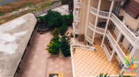 Мини-отель Бухта Удачи балконы двор беседка зона отдыха