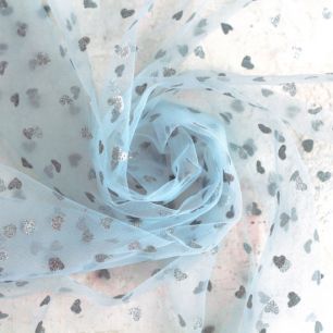 Мягкий фатин - Сердечки серебряные глиттерные на голубом 150*25 см.