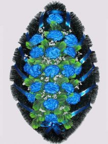 Фото Ритуальный венок из искусственных цветов #2 синий из гвоздик и зелени