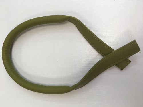 Ручка кожаная для сумок. Цвет: зеленый, 54 см