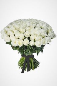 Фото Живые цветы на похороны 80 белых роз 70 см