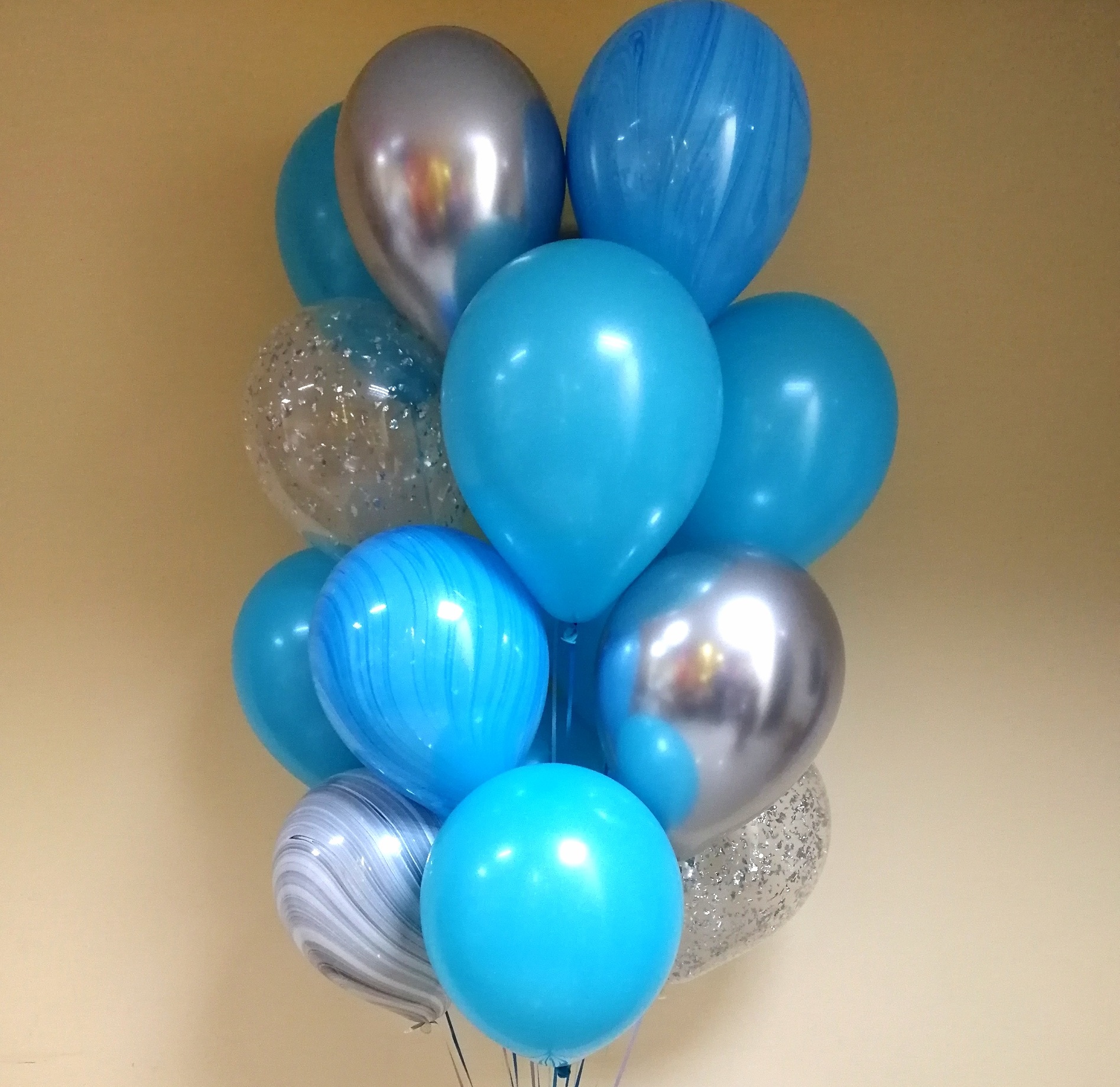 Розовые шарики воздушные. Воздушные шары с конфетти внутри. Агаты серые шары. Шары прозрачные с конфетти и надписью. Шарам дарам тутаев.