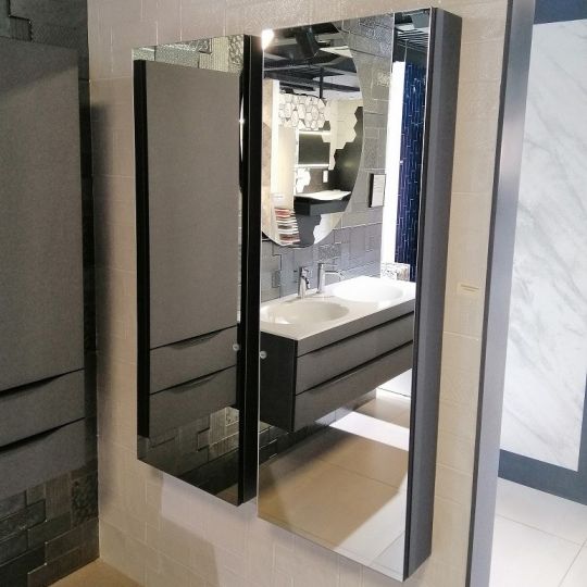 Зеркальный подвесной шкаф-пенал Kolpa San MALAYA (Малайя) 45х130 ФОТО