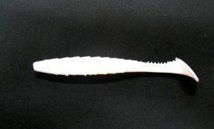 Силиконовая приманка MRT  Scaly Gecko цвет-01 White 110 мм