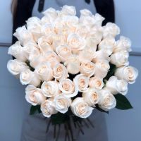 51 белая роза (Эквадорская)