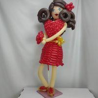 Фигура из воздушных шаров Девушка в платье