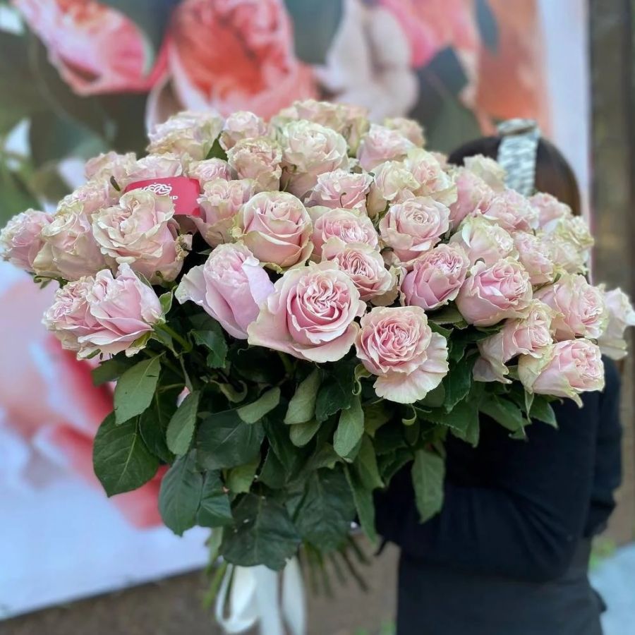 Букет из 51 ароматной Эквадорской розы Pink Mondial (50см)