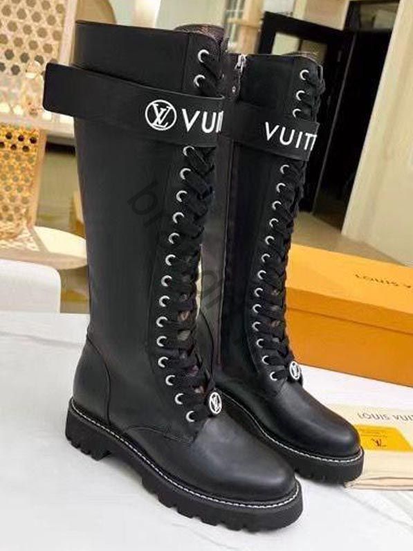 Высокие ботинки Louis Vuitton