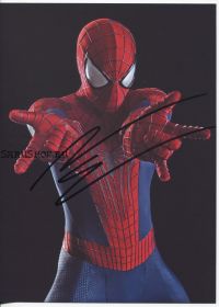 Автограф: Эндрю Гарфилд. Новый Человек-паук