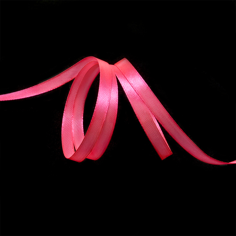 фото Лента атласная IDEAL цвет 3080 ярко-розовый 6 мм