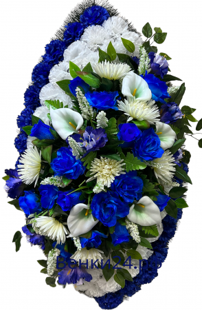 Фото Ритуальный венок из искусственных цветов - Элит #27 сине-белый из роз и хризантем