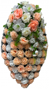 Фото Ритуальный венок из искусственных цветов - Классика #31 бело-пастельно-зелёный из гвоздик, роз, лилий и папоротника